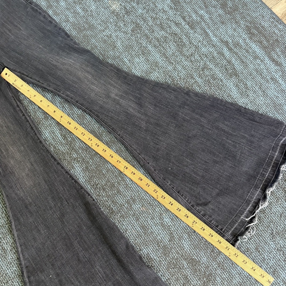 We The Free Free People High Rise Corset Flare Jeans Washed Black 27 Bell Bottom - Picture 6 of 10